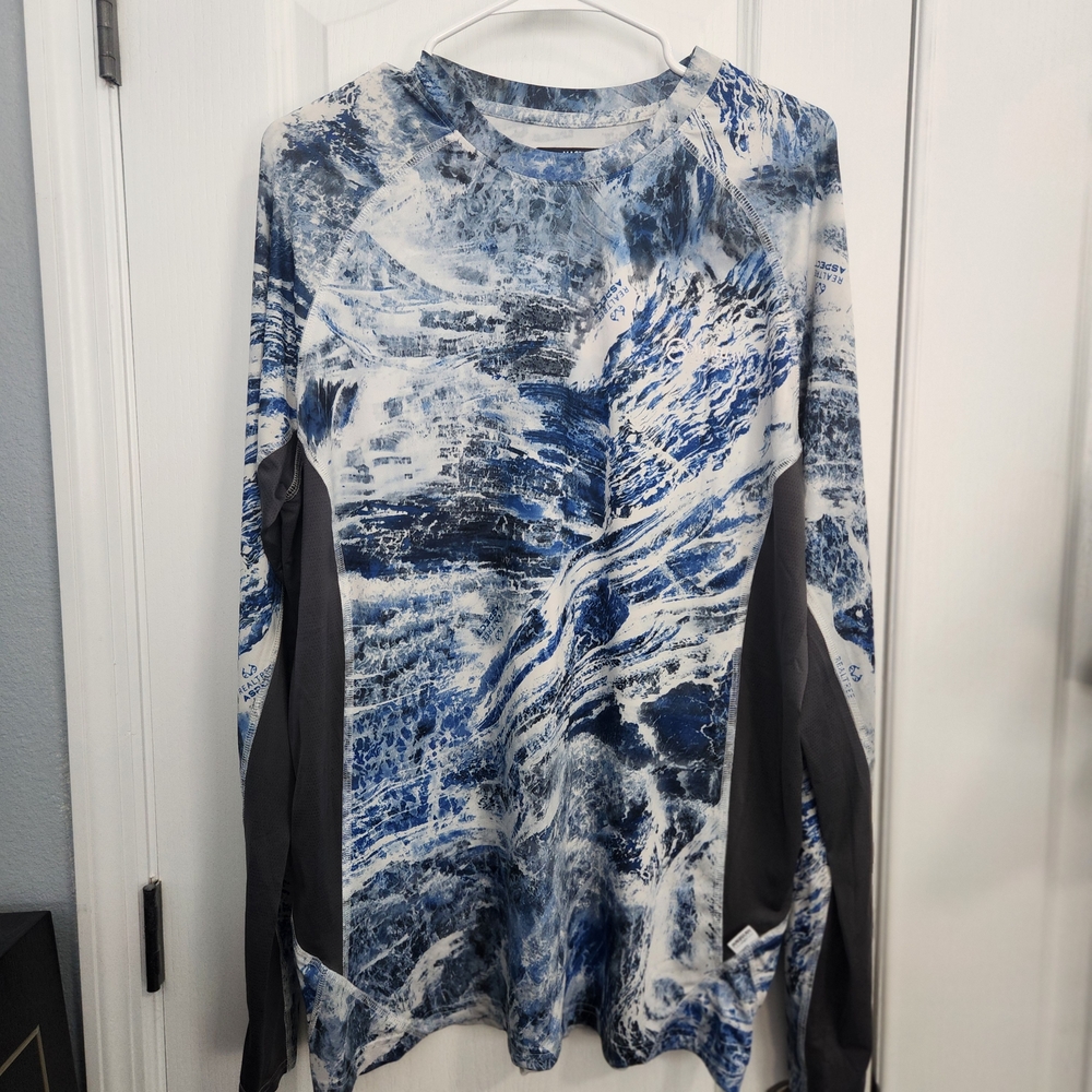 Magellan Medium Blue/Gray Abstract Long Sleeve Outdoor/ Fishing Shirt